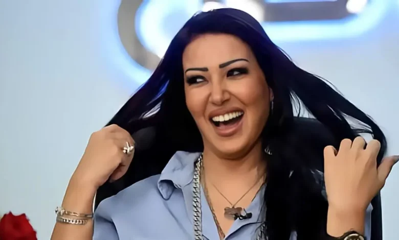 سمية الخشاب توجه رسالة غامضة بعد طلاق أحمد سعد