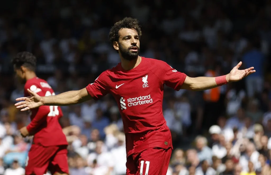 «محمد صلاح» رسميًا في اتحاد جدة