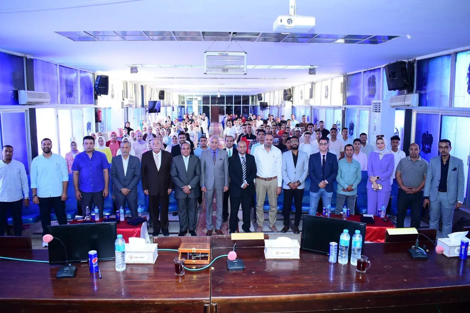 كلية الطب البيطري بسوهاج تنظم المؤتمر التعريفي الأول بمجالات الطب البيطري